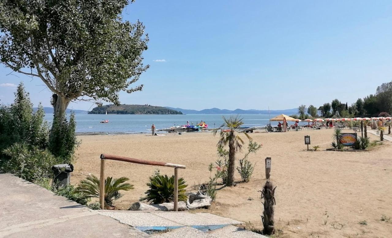 Agriturismo Annibale Tuoro sul Trasimeno Kültér fotó
